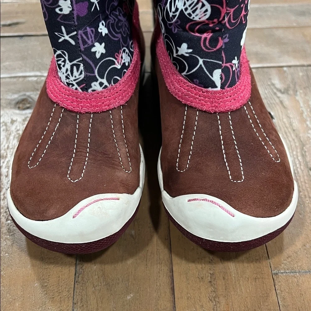 Plae Thandi floral scribble suede waterproof winter boots girls size 9.5
